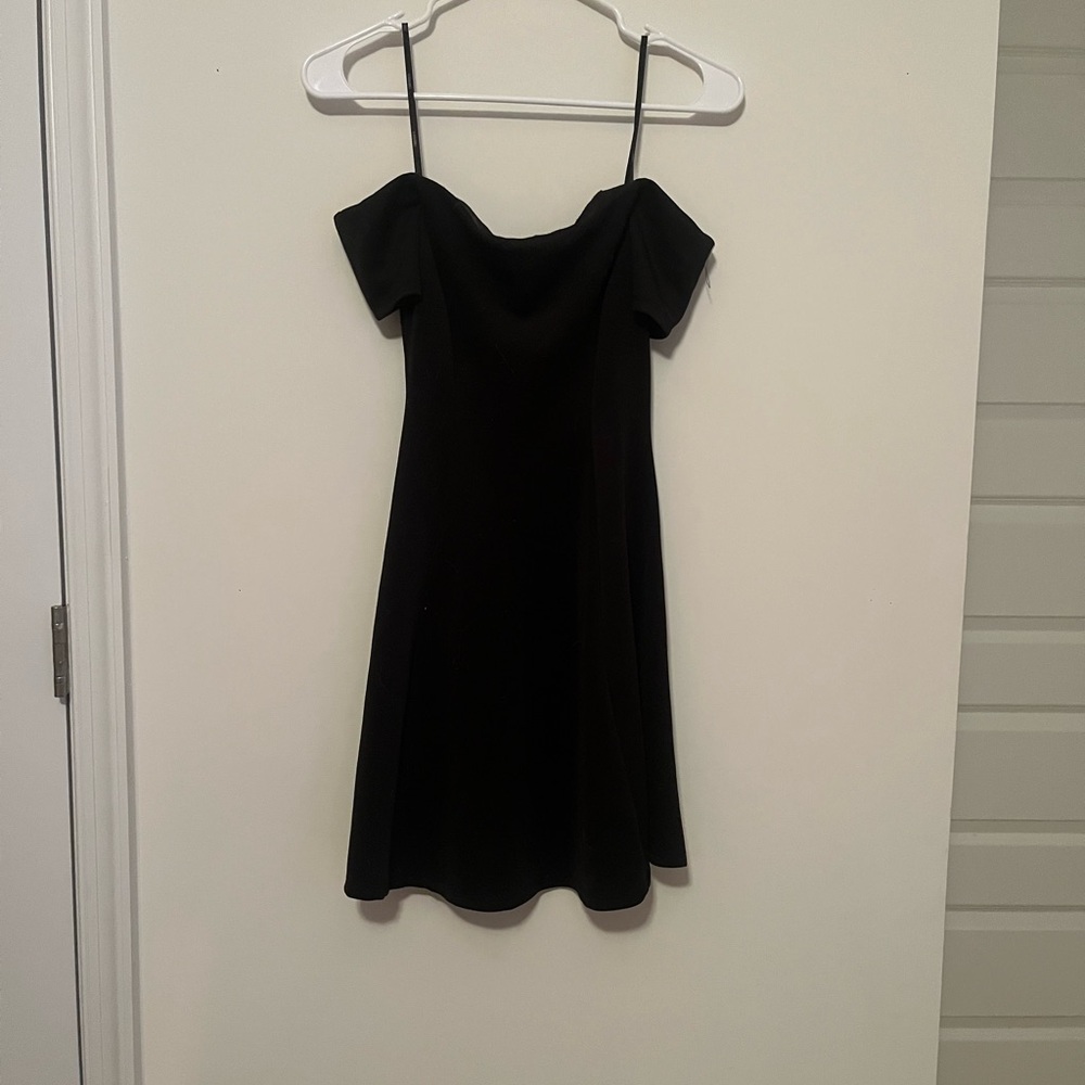 FOREVER 21 OFF THE SHOULDER DRESS